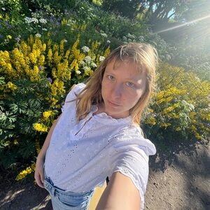 Meet your Posher, Carly